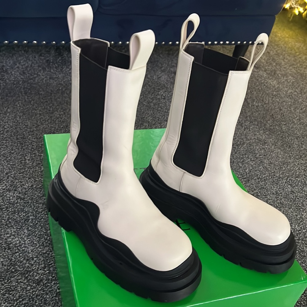 Excellent Condition!! - image 6